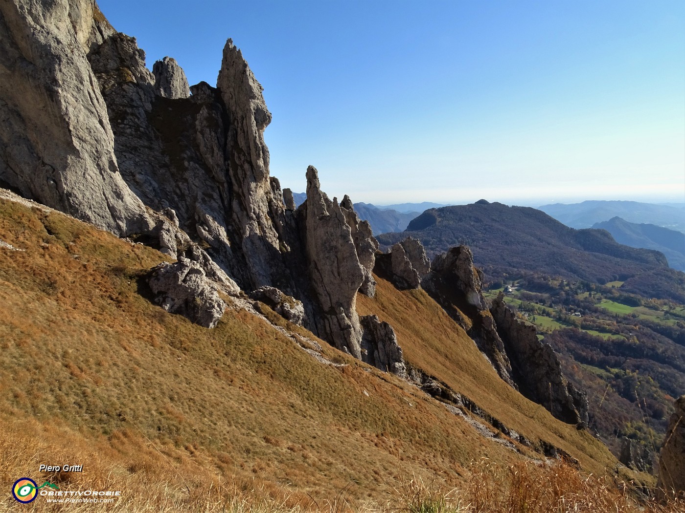 67 Vista sul ripido Sentiero dei morti salito la mattina.JPG